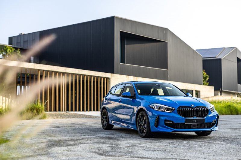 全新2024年式BMW 1系列提供118i Edition Sport、118i...