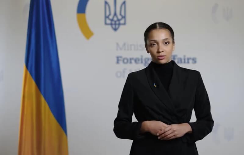 烏克蘭推出AI發言人維多利亞．希，代表烏克蘭外交部發布官方聲明。（圖取自twitter.com/MFA_Ukraine）