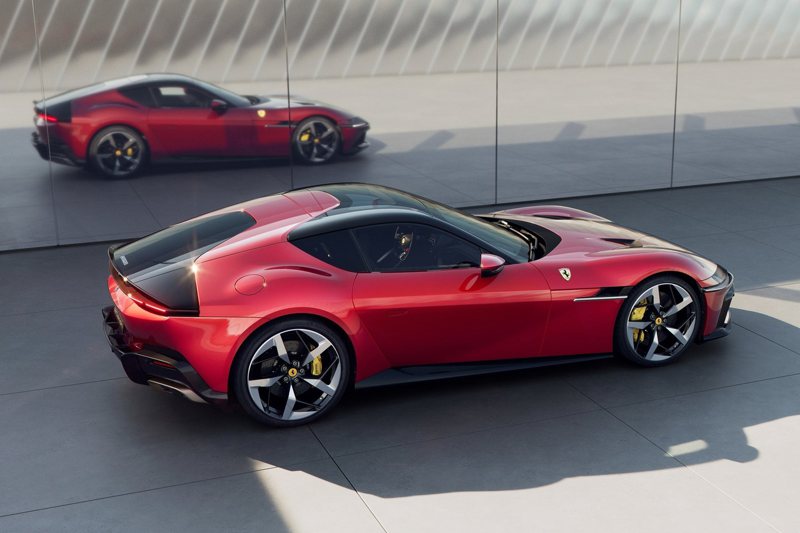 延續高轉內燃機的夢、百公里加速3秒！Ferrari發表全新12Cilindri！