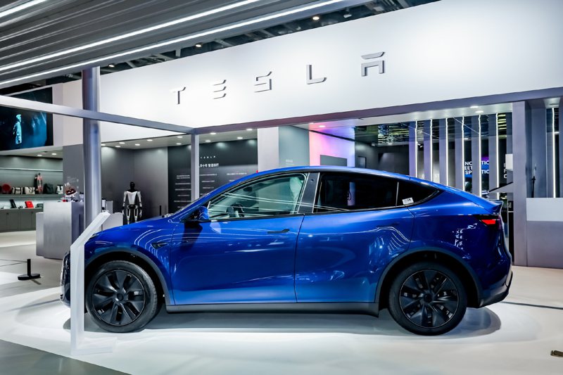 日經報導，特斯拉請求供應商在台灣和中國大陸之外，製造所需電子零件。 圖／Tesla
