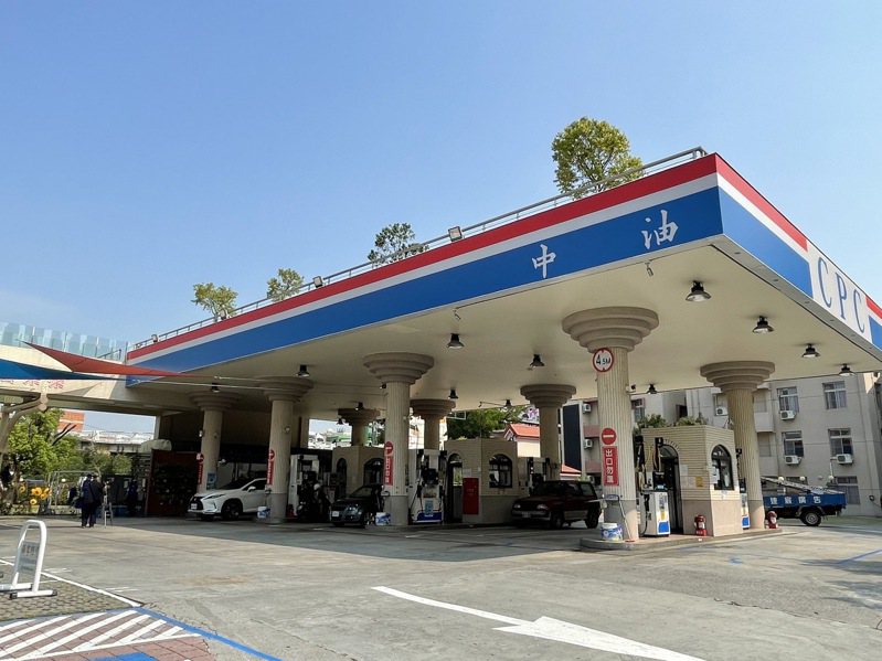 中油：明日起汽油價格不調整、柴油調降0.1元