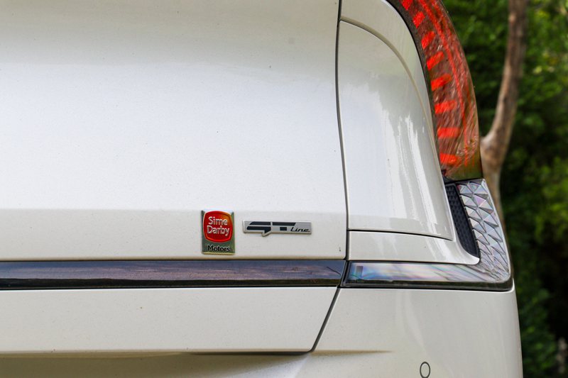 Kia EV6 GT-Line增程版配置容量77.4kWh的鋰電池組（SK On製），最大續航距離可達560公里。 記者黃俐嘉／攝影