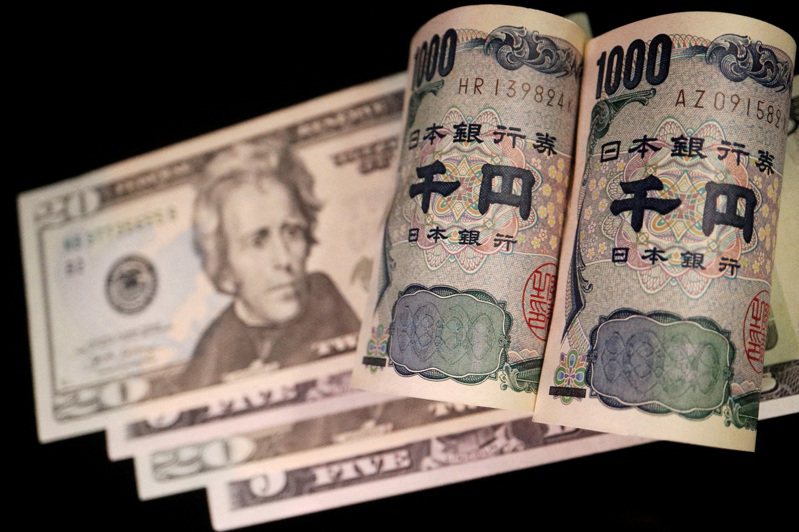 日本央行今年結束負利率政策，但未能挽救日圓疲態，日圓兌美元貶勢洶洶，一度摜破160大關。圖為日圓示意圖。 （路透）