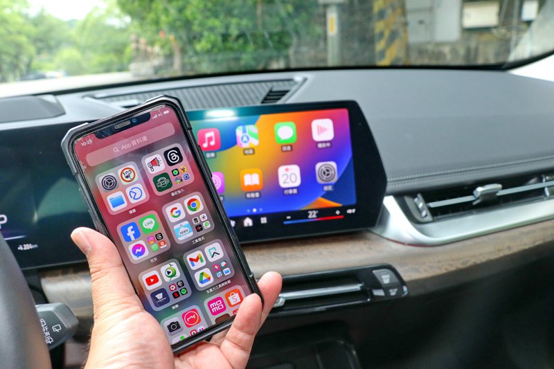 無線Apple CarPlay功能。 記者陳威任／攝影