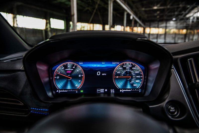 美規2025年式Subaru WRX tS換上了12.3吋數位儀表板。 圖／Subaru