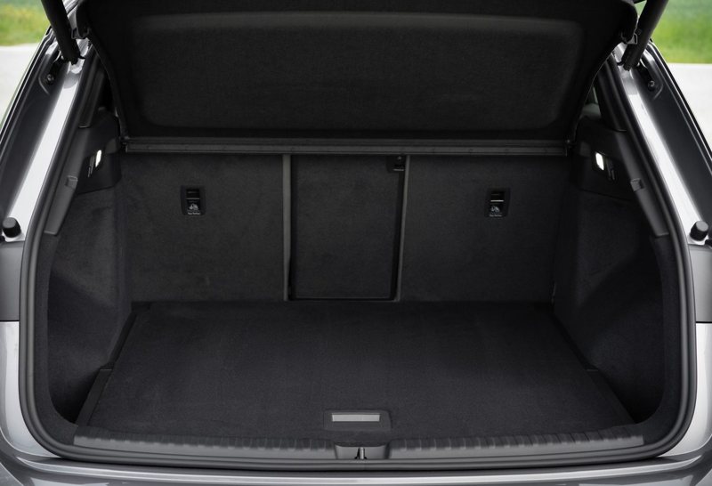 後行李廂一般狀態下有520公升容積。 圖／Audi