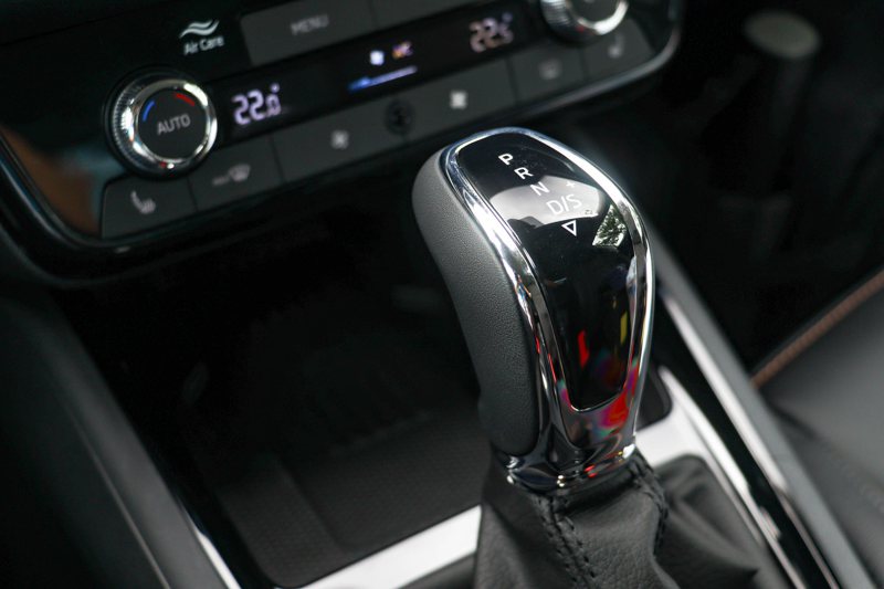 小改款Škoda Kamiq冷暖空調操作改成實體旋鈕，使用上直覺許多。 記者黃俐嘉／攝影
