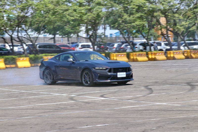 全新大改款Ford Mustang台灣上市189.9萬起，首度導入Dark Horse Premium車型，限量10台，今年配額已完售。 記者陳威任／攝影