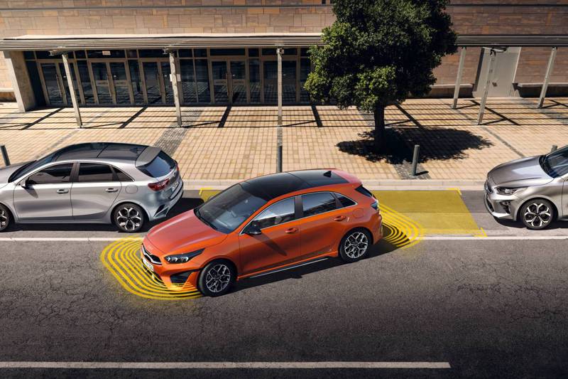 Kia Ceed Sportswagon Luxe Edition新增SPA智慧停車輔助（半自動）。 圖／森那美起亞提供