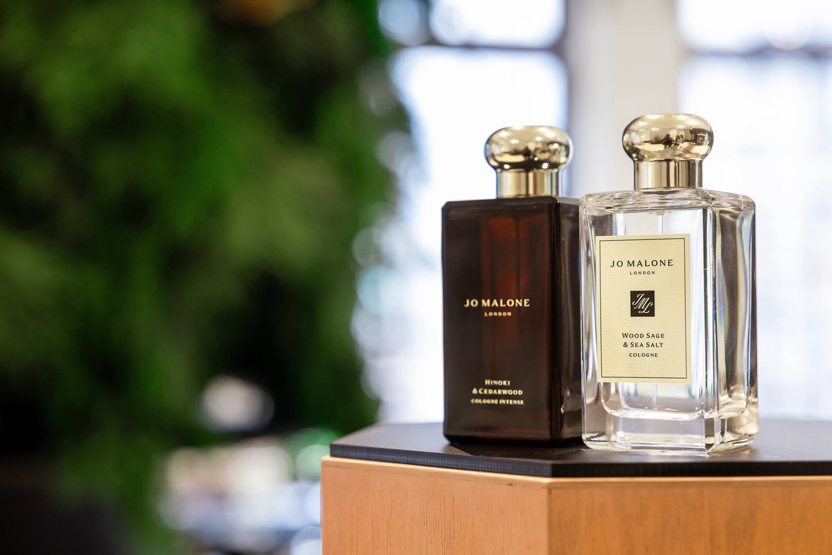 【JO MALONE】檜木與雪松芳醇香水全新上市 遠離喧囂徜徉檜木群中 感受日式森林浴沉穩靜謐的治癒能量 大稻埕形象概念店 x 沉浸式森林療癒主題 /