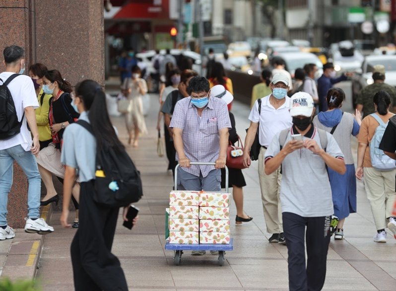 時薪調幅更高 勞團：年輕人寧願打工