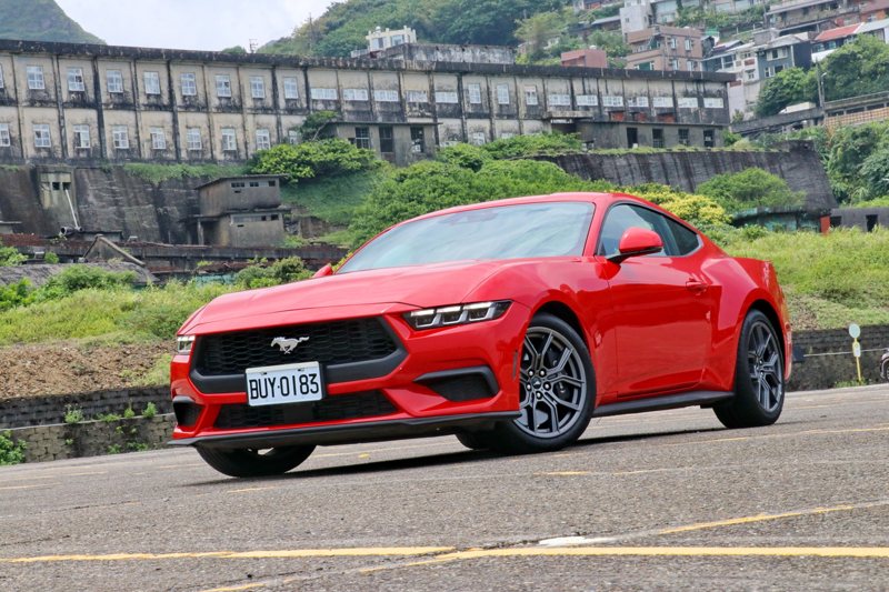 Ford Mustang依然是全球最暢銷的雙門跑車。 記者陳威任／攝影