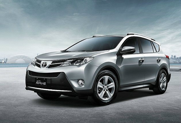 TOYOTA RAV4在十年前就已經是給予國產車相當壓力的進口休旅。 Toyota提供