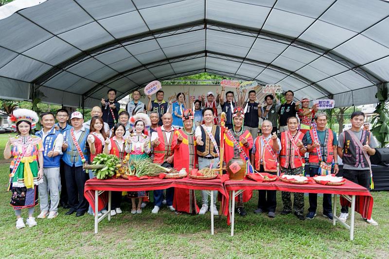 竹市原住民族聯合祭典展現族群共融！ 邱臣遠代理市長與市民齊跳大會舞同歡