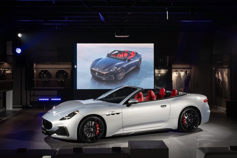 Maserati GranCabrio Trofeo於開幕活動中發表。 圖／Maserati提供