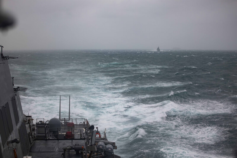 美加軍艦10/20穿越台灣海峽 目的在於牽制中國