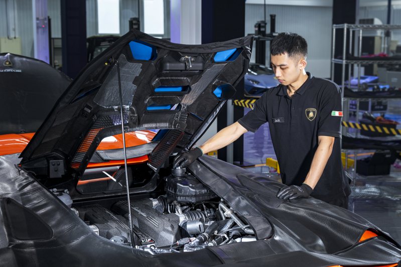 Lamborghini Taipei 全新服務中心營運啟用。 圖／Lamborghini提供