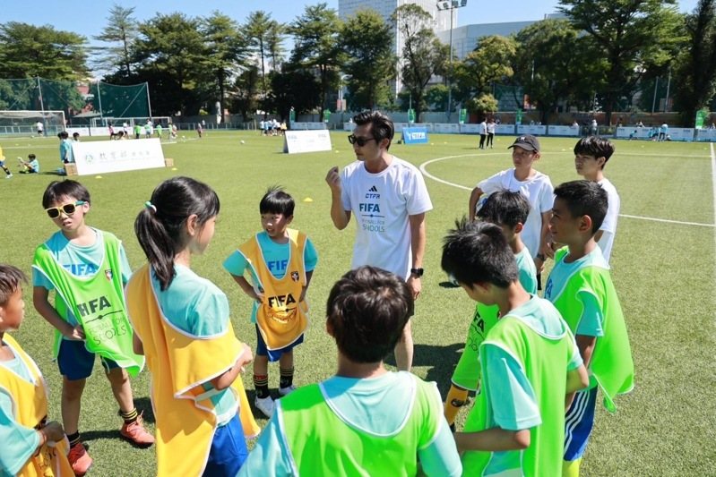 FIFA國際足總發展Football for Schools足球學校（F4S）來台扎根。圖／中華足協提供