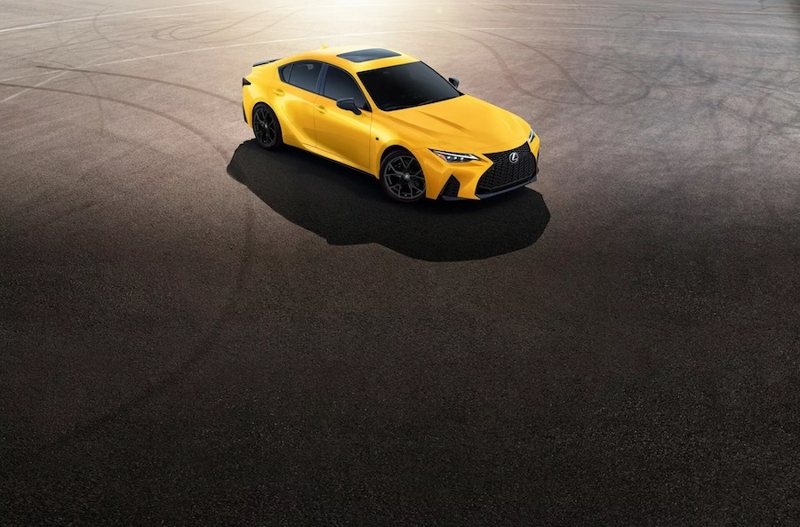 Lexus提供