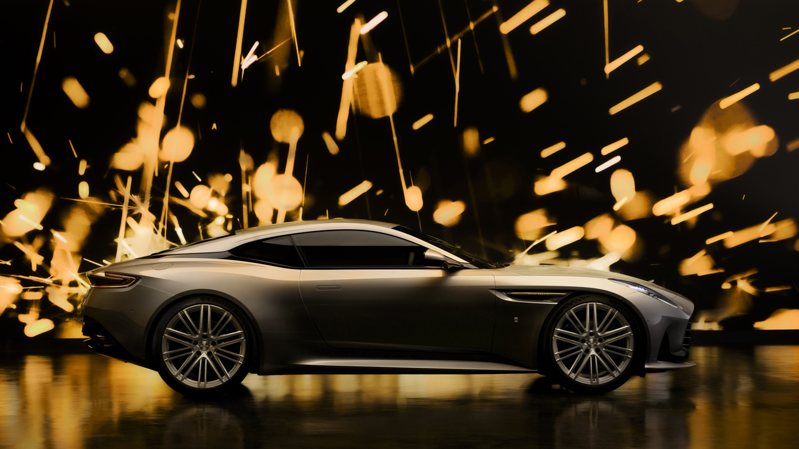 Aston Martin 推出DB12 Goldfinger特仕版 18K金內裝向007致敬！