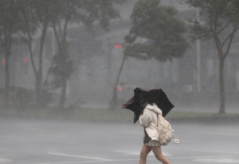 強颱康芮襲台，帶來致災性風雨。本報資料照片