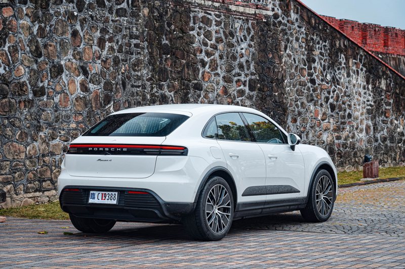 Porsche Macan 4 Electric。  記者趙駿宏／攝影