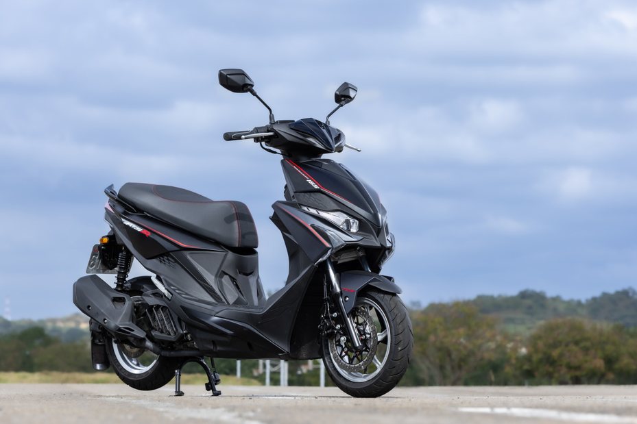 爭性能、拚價格、比駕馭都佔優勢  KYMCO RTS R 165試駕