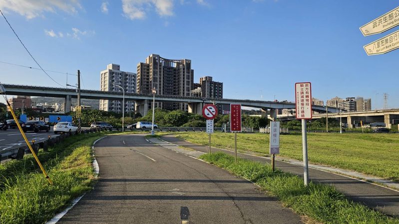 疏洪四路自行車道（往蘆洲方向）。圖／新北市高灘處提供