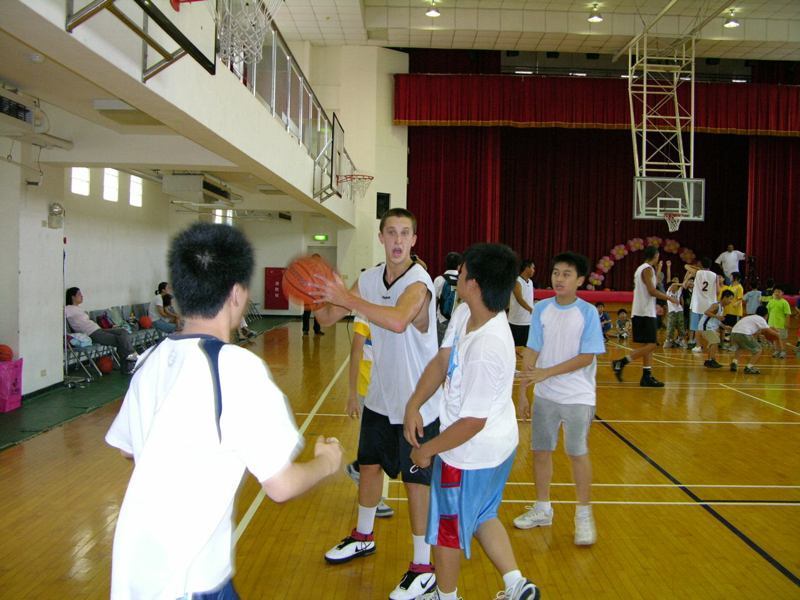 體育署不鼓勵學校運動團隊學期中出國交流(示意圖)。報系資料照