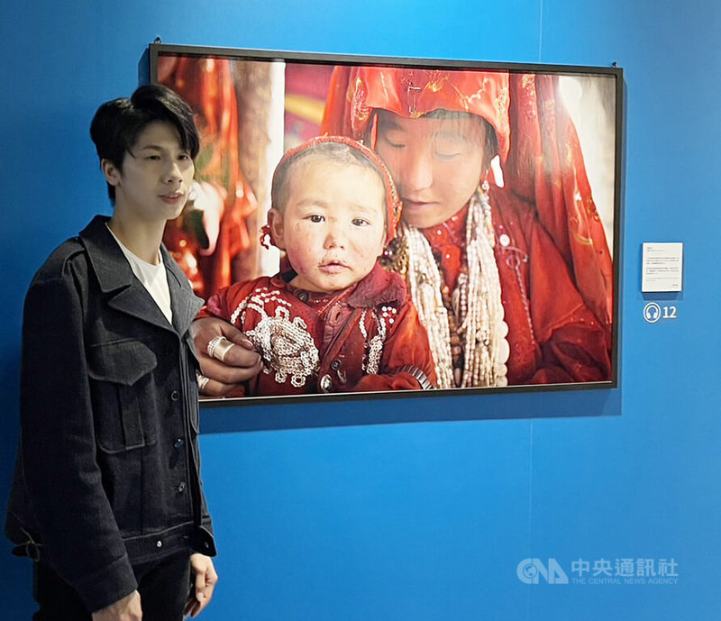 「台灣拳後」林鬱婷（圖）25日參觀國家地理女性經典影像展，她說，這些代表不同時代、國家的女性面貌與故事，讓她感觸很深。中央社記者黃巧雯攝  113年12月25日