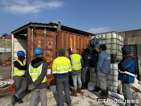 巴拿馬籍油輪準備抽油　海難問題業界建議參考澳洲加嚴港口國管制