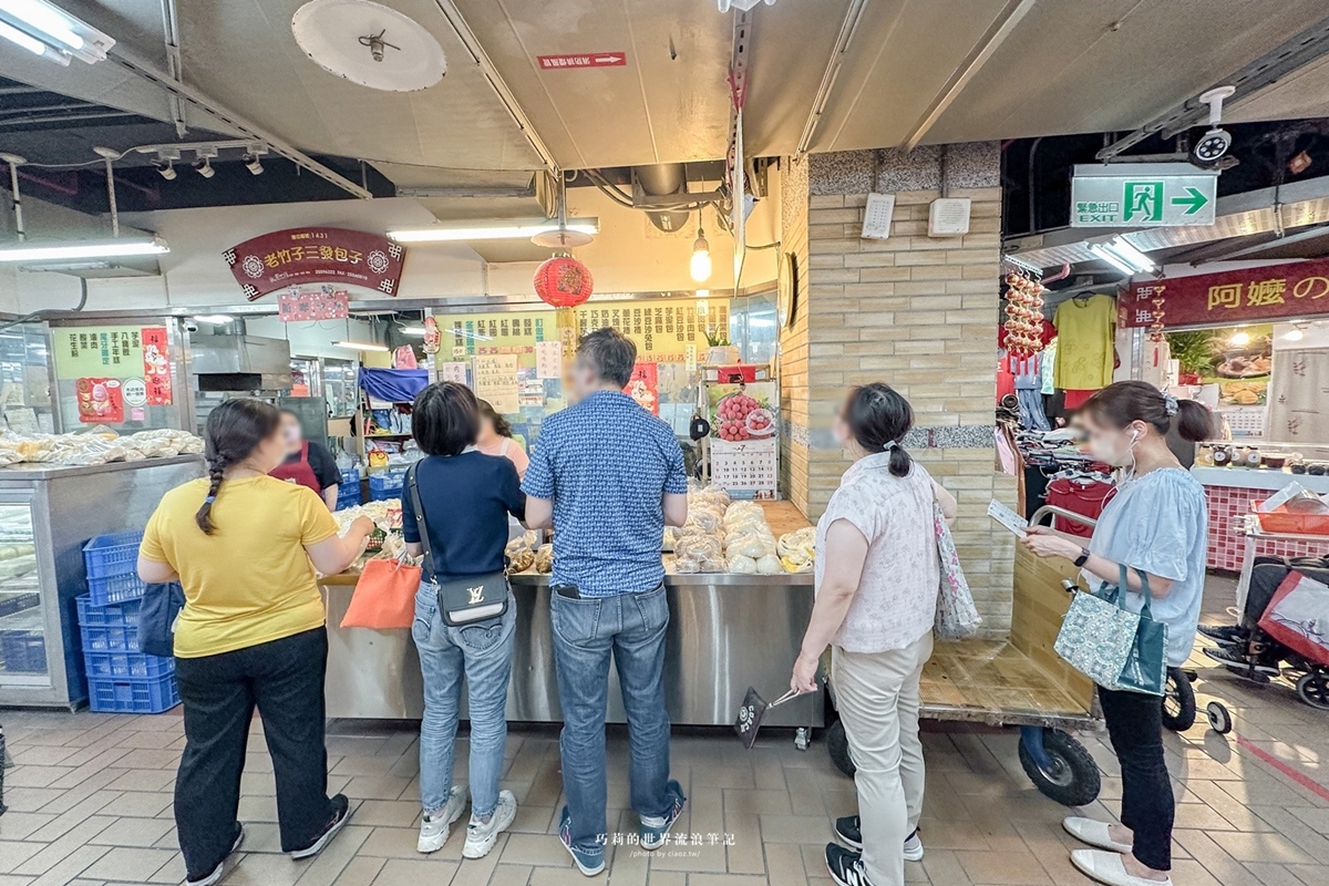 年貨大街順路吃！永樂市場10家網推美食：郭董也愛油飯、百年雞捲、爆料潤餅