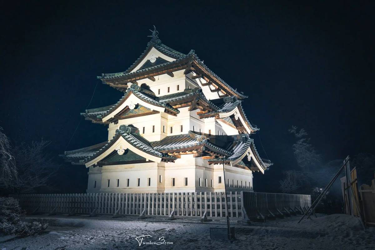 一生必看一次！夜訪百年古城「雪燈籠祭」，絕美映雪「冬之櫻」綿延兩岸