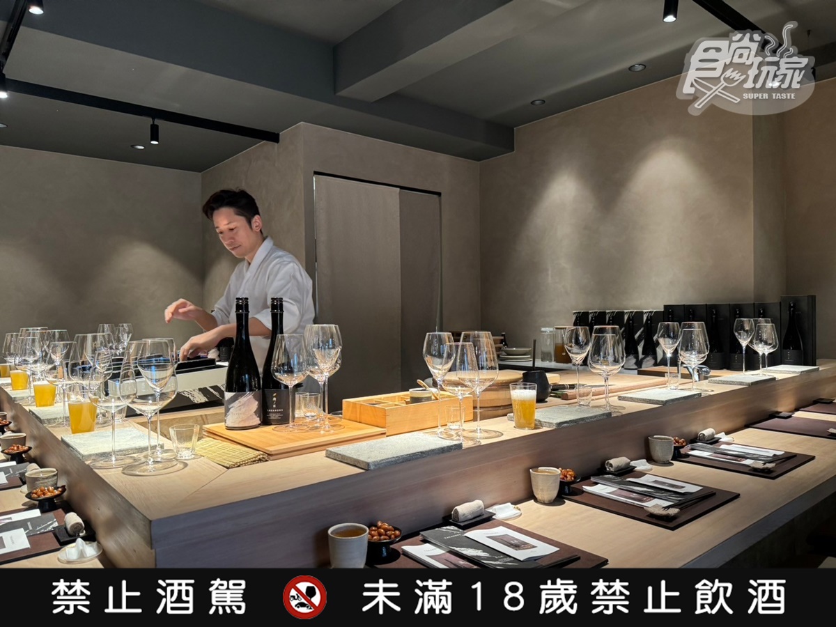 台中話題日料「鮨多芽」！無菜單料理藏眷村，新招「海底熟成清酒」搭握壽司