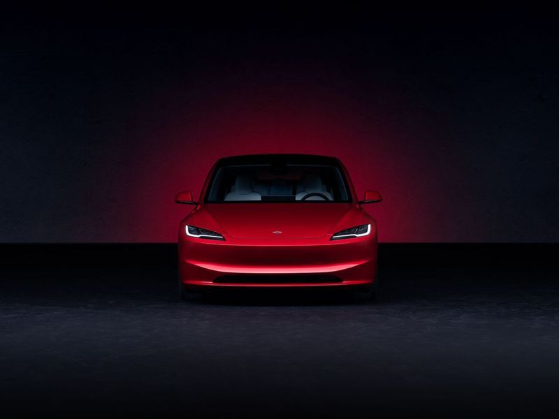 Model 3煥新版。 圖／TESLA提供