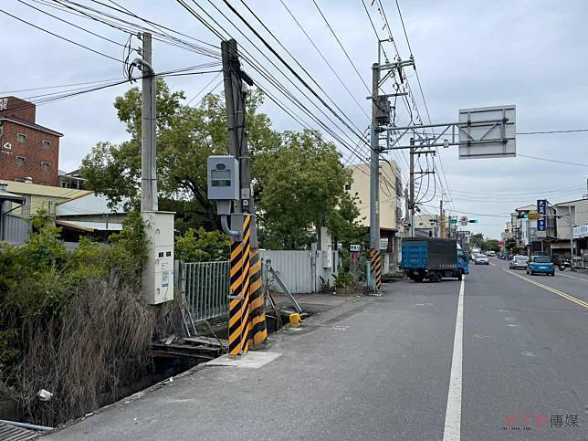 彰化縣固定桿測速照相去年取締第三名在社頭鄉縣141線與崙饒路口，共取締 7914件。圖／彰化縣警局提供