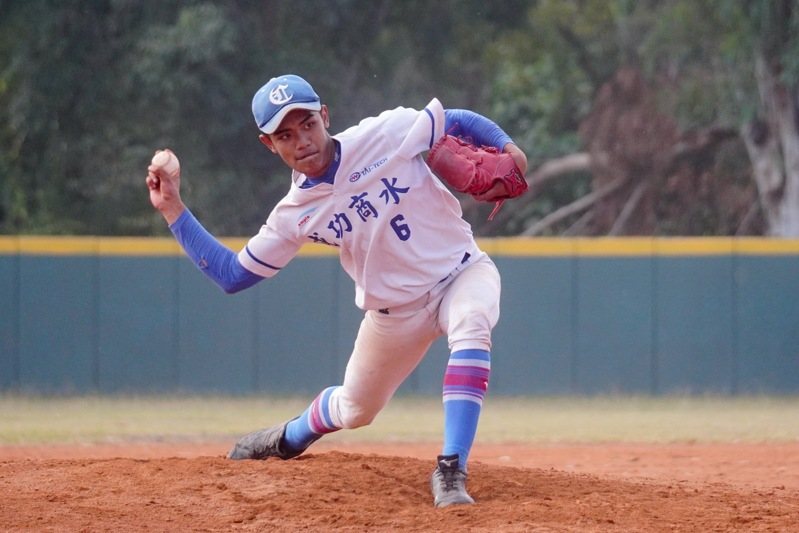 木棒聯賽／古哲勳下勾配上肩成特色 率成功商水搶勝