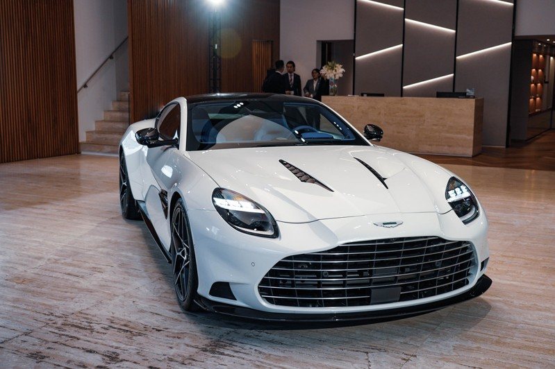 Aston Martin Vanquish。 記者趙駿宏／攝影