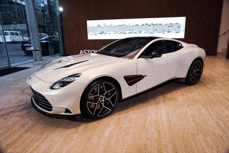 Aston Martin Vanquish。 記者趙駿宏／攝影