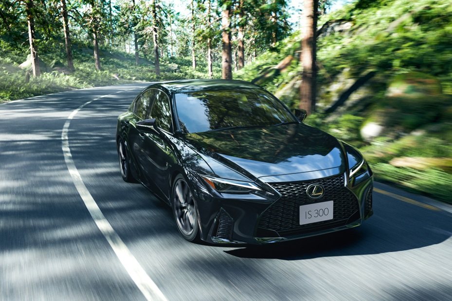 日本市場獨佔！Lexus推出25年式IS300 F Sport Black IV特仕車型！