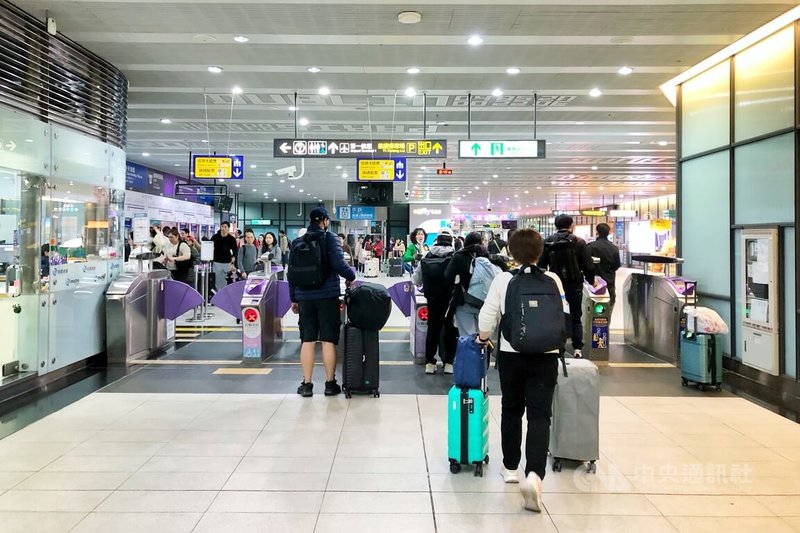 台灣燈會期間週五至週日 機捷全線禁止自行車進站