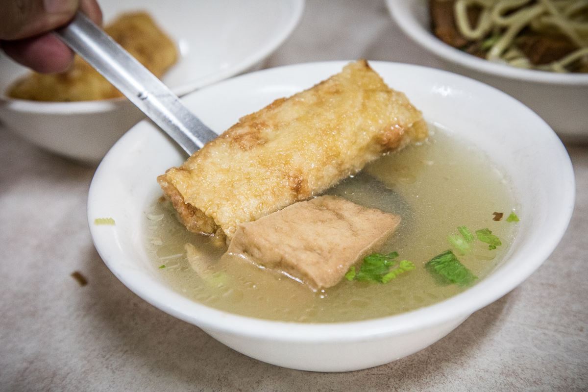 彰化老饕口袋名單！鹿港天后宮６美食：30元芋丸、爆量鮮蚵飯、麵茶刨冰