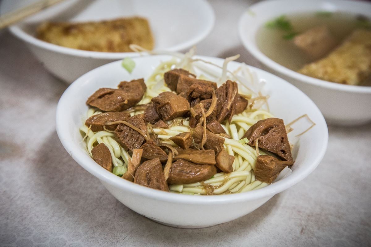 彰化老饕口袋名單！鹿港天后宮６美食：30元芋丸、爆量鮮蚵飯、麵茶刨冰