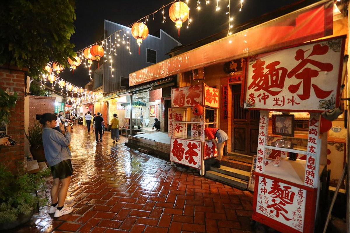 「鹿港老街一日遊」５大景點＋８間鹿港老街美食，深度遊鹿港