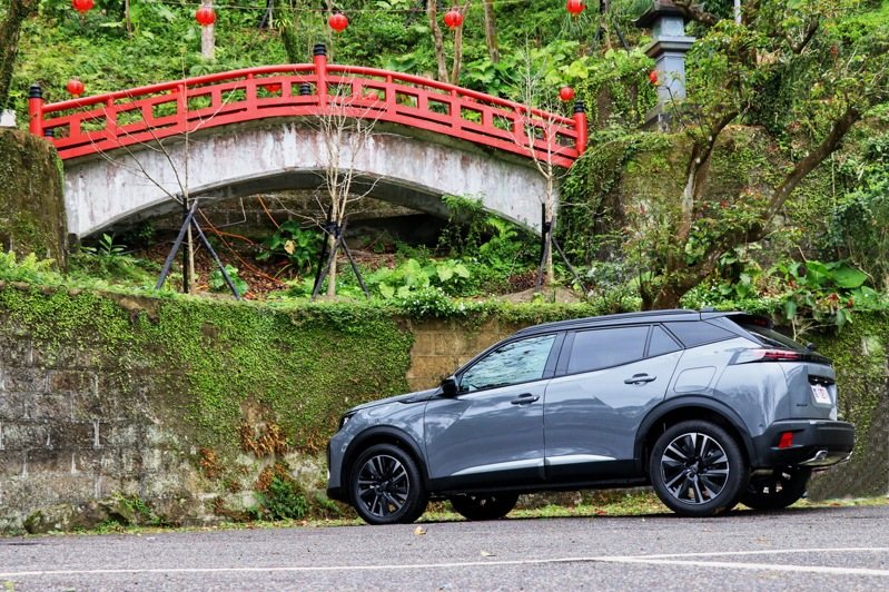 Peugeot 2008戰力升級，有望帶給台灣消費者不同的油電休旅新選擇。 記者陳威任／攝影