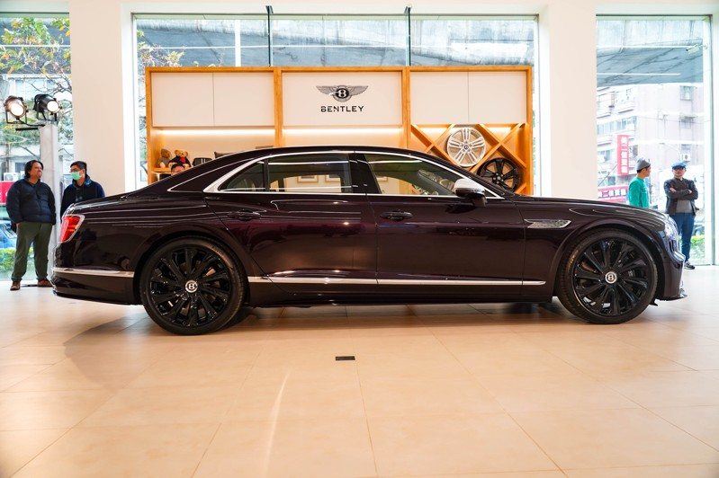 Bentley Flying Spur Mulliner。 記者趙駿宏／攝影