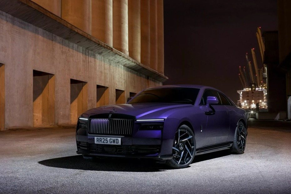 品牌史上最強電動車Rolls-Royce Spectre Black Badge霸氣登場