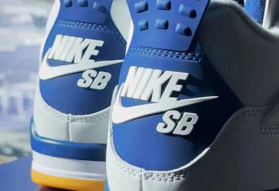 日期提前！Nike SB x AJ4 最新實物曝光！