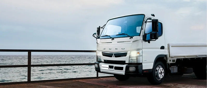 FUSO推【FUSO 霸主禮遇三重奏】，即刻購入FUSO全車系還可享最高5年20萬公里業界超強原廠保固。 圖／FUSO提供