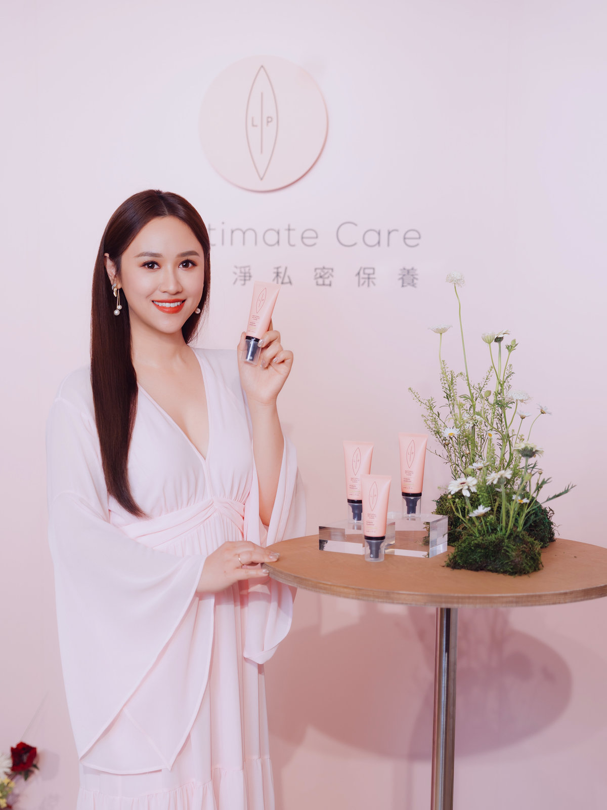 【Lip Intimate Care  瑞典脣淨私密護理】Sandy吳姍儒愛用瑞典脣淨保養品牌推出貼心新品「 茉莉益生元平衡私密噴霧 」 任何時刻「 只要妳需要，LIP Intimate Care 隨時都在 」 /